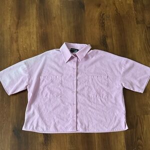 NWT Kittenish Pink Short Sleeve Button-Up Shirt
